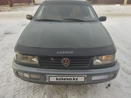 Volkswagen Passat 1993 года за 1 100 000 тг. в Актобе – фото 4