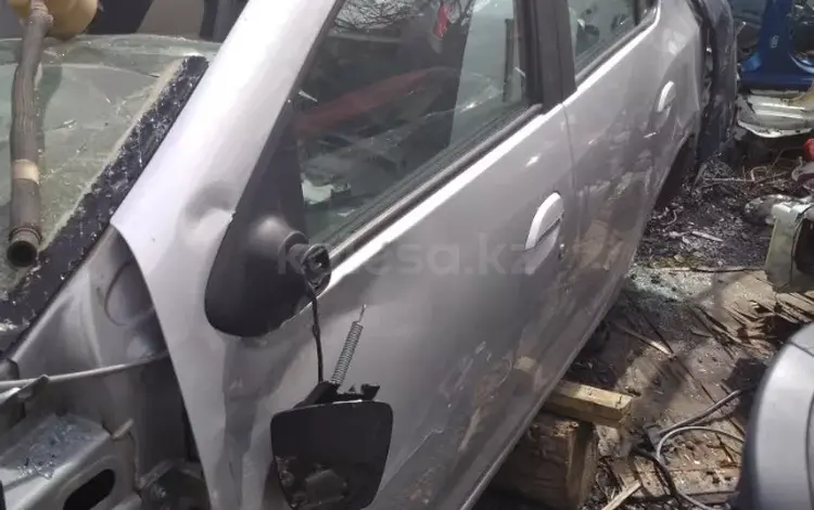 Renault Logan 2015 года за 10 000 тг. в Астана
