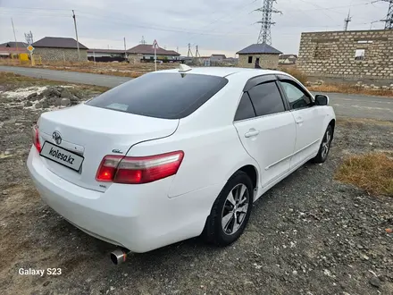 Toyota Camry 2007 года за 4 300 000 тг. в Атырау – фото 3