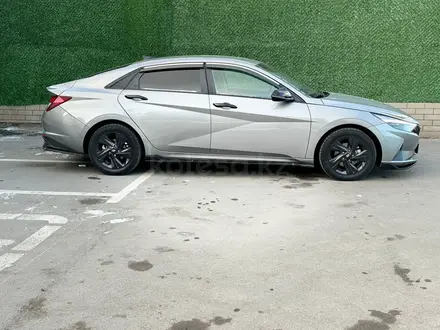 Hyundai Elantra 2022 года за 10 600 000 тг. в Туркестан – фото 6