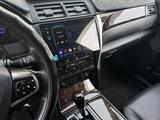 Toyota Camry 2015 года за 12 500 000 тг. в Экибастуз – фото 2