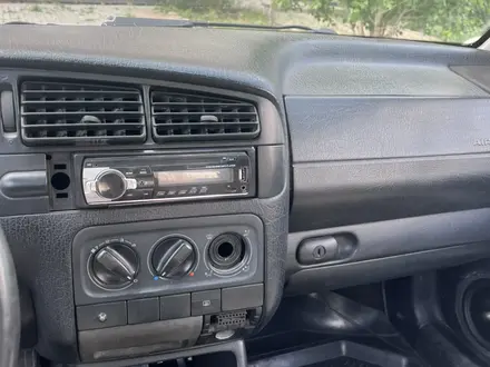Volkswagen Golf 1995 года за 1 500 000 тг. в Астана – фото 6