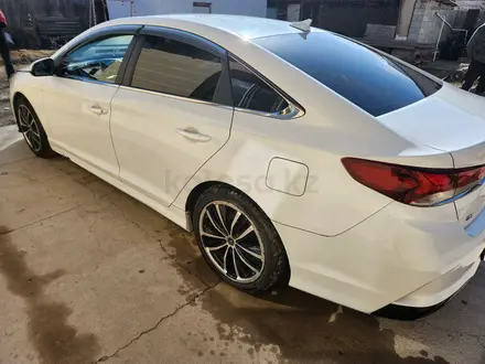 Hyundai Sonata 2019 года за 7 300 000 тг. в Шымкент – фото 8