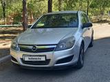 Opel Astra 2009 года за 2 800 000 тг. в Караганда – фото 5