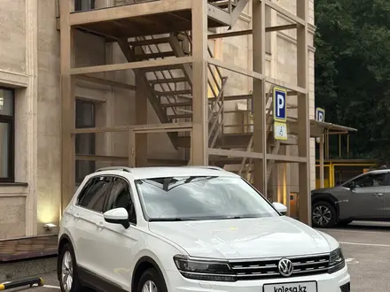 Volkswagen Tiguan 2020 года за 8 900 000 тг. в Алматы – фото 3