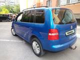 Volkswagen Touran 2003 года за 2 100 000 тг. в Караганда – фото 5