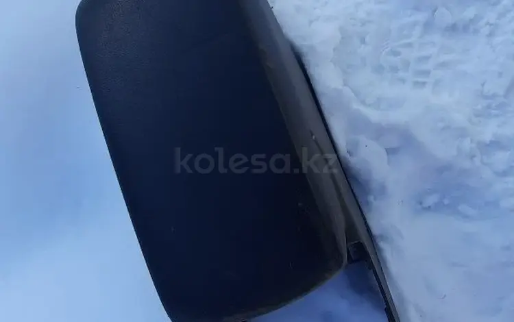 Подлокотник камри 40үшін25 000 тг. в Усть-Каменогорск