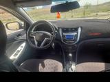 Hyundai Solaris 2012 годаfor3 200 000 тг. в Атырау