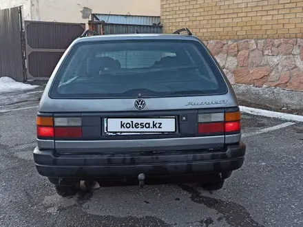 Volkswagen Passat 1993 года за 1 450 000 тг. в Астана – фото 4