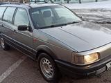 Volkswagen Passat 1993 года за 1 450 000 тг. в Астана – фото 5