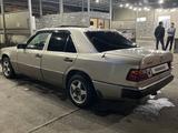 Mercedes-Benz E 230 1991 годаfor1 100 000 тг. в Шымкент – фото 4