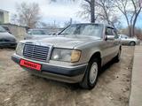 Mercedes-Benz E 200 1991 годаүшін2 900 000 тг. в Семей