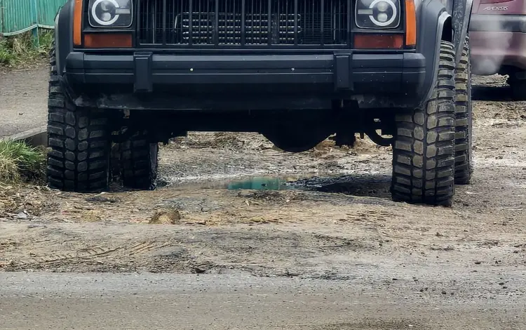 Jeep Cherokee 1989 года за 4 500 000 тг. в Астана