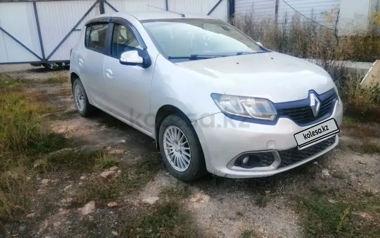 Renault Sandero 2015 года за 3 050 000 тг. в Петропавловск