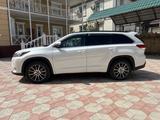 Toyota Highlander 2017 годаүшін13 000 000 тг. в Актау