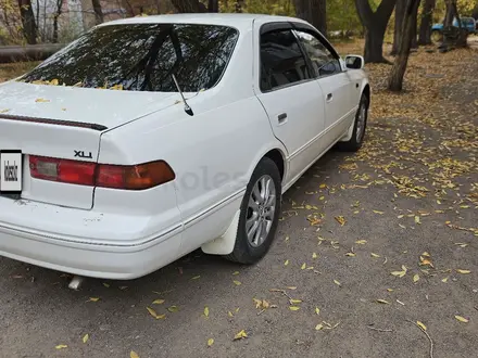 Toyota Camry 2000 года за 3 413 202 тг. в Караганда – фото 6