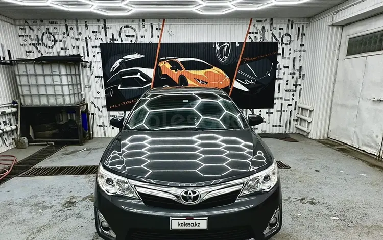 Toyota Camry 2012 года за 6 600 000 тг. в Атырау