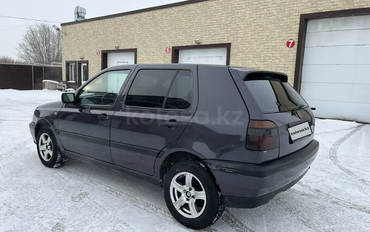 Volkswagen Golf 1994 годаүшін1 400 000 тг. в Астана