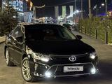 Toyota Camry 2017 года за 13 200 000 тг. в Шымкент