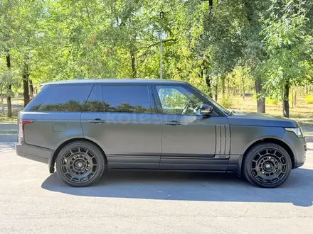Land Rover Range Rover 2015 года за 27 000 000 тг. в Алматы – фото 4