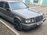 Mercedes-Benz E 230 1991 года за 1 700 000 тг. в Караганда – фото 3