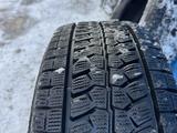 Шины зимние Bridgestone LT за 400 000 тг. в Алматы – фото 4