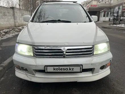 Mitsubishi Chariot 1998 года за 1 750 000 тг. в Алматы – фото 3