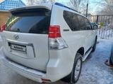 Toyota Land Cruiser Prado 2012 года за 15 500 000 тг. в Актобе – фото 4