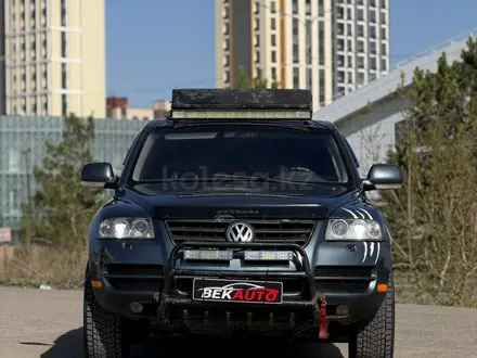 Volkswagen Touareg, 2004