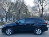 Toyota Highlander 2021 года за 22 800 000 тг. в Караганда – фото 5