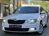 Skoda Superb 2013 года за 5 800 000 тг. в Алматы – фото 4