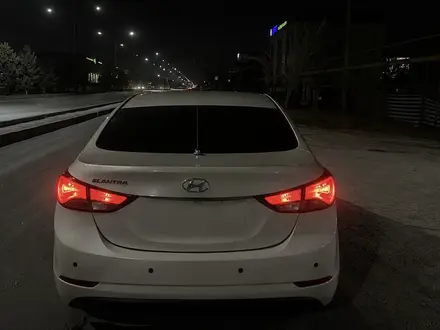 Hyundai Elantra 2014 года за 5 900 000 тг. в Шымкент – фото 4