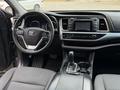 Toyota Highlander 2018 года за 10 400 000 тг. в Актау – фото 13