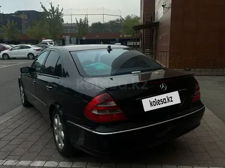 Mercedes-Benz E 320 2002 года за 4 900 000 тг. в Алматы – фото 3