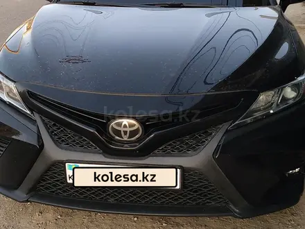 Toyota Camry 2018 года за 12 200 000 тг. в Шымкент – фото 11