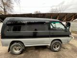 Mitsubishi Delica 1996 годаfor2 000 000 тг. в Алматы – фото 4