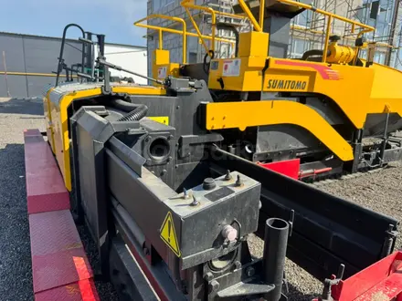 Sumitomo  Hanta HA60 6 метров, виброрейка 2010 года в Алматы – фото 12