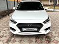 Hyundai Accent 2018 годаfor7 800 000 тг. в Алматы – фото 2