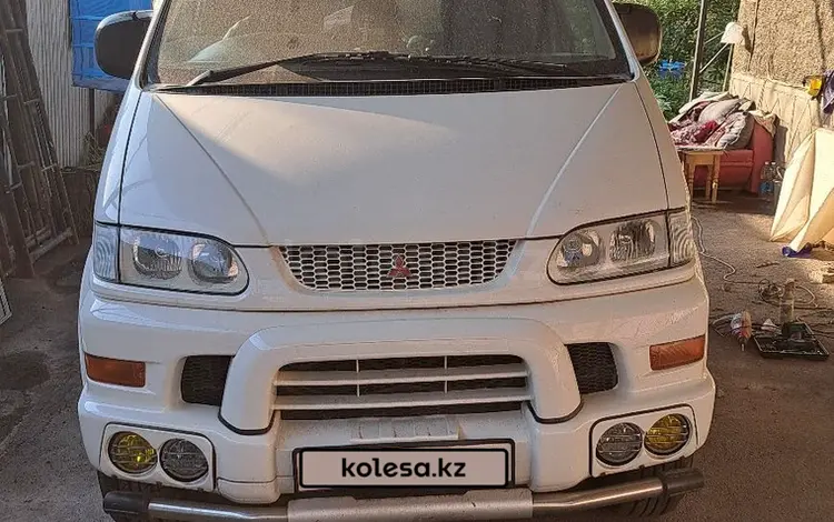 Mitsubishi Delica 2000 года за 6 500 000 тг. в Алматы