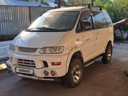 Mitsubishi Delica 2000 года за 6 500 000 тг. в Алматы – фото 3