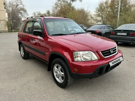 Honda CR-V 2001 года за 4 800 000 тг. в Алматы – фото 2