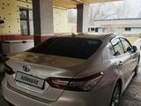 Toyota Camry 2021 года за 16 500 000 тг. в Шымкент – фото 3