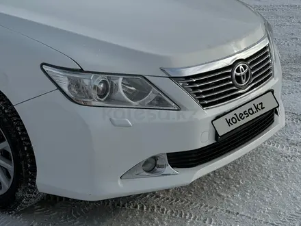 Toyota Camry 2014 года за 9 000 000 тг. в Актобе – фото 4