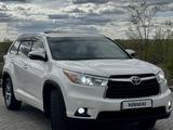 Toyota Highlander 2014 года за 15 164 640 тг. в Актобе – фото 2