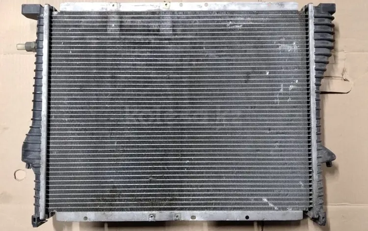 Радиатор охлаждения на БМВ Е36 Z3 за 40 000 тг. в Алматы