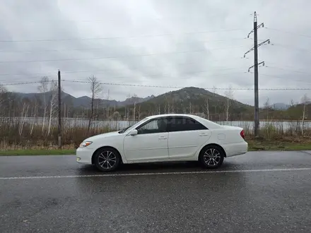 Toyota Camry 2002 года за 3 600 000 тг. в Астана – фото 2