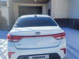 Kia Rio 2018 годаfor7 500 000 тг. в Шымкент – фото 3