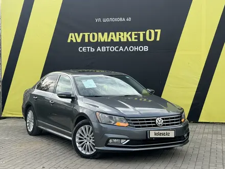 Volkswagen Passat 2016 года за 7 950 000 тг. в Уральск – фото 2