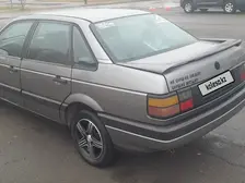 Volkswagen Passat, 1988