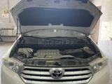 Toyota Highlander 2012 года за 14 000 000 тг. в Талдыкорган – фото 3